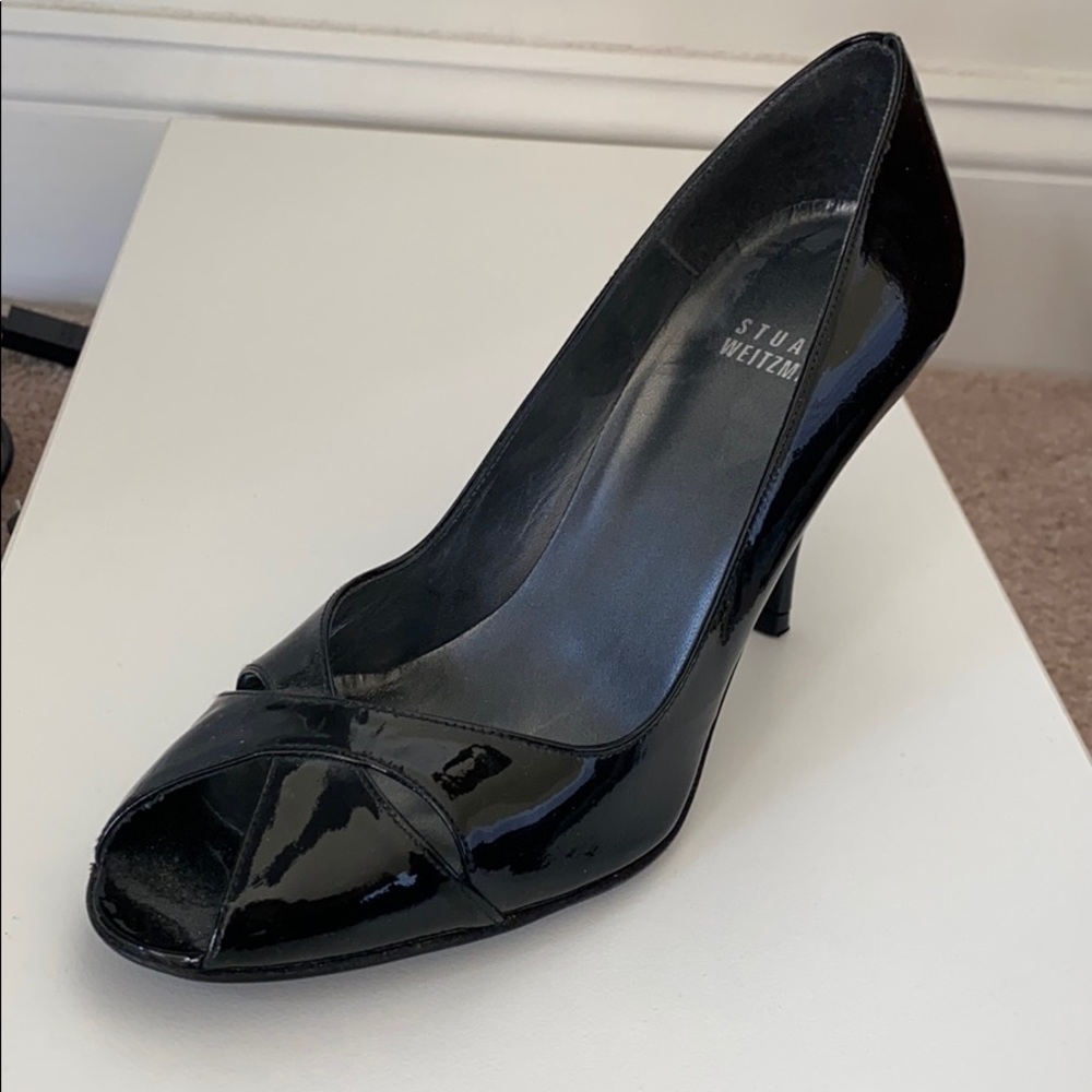 Stuart Weitzman Black Patent Leather Pumps 6.5M